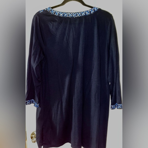J. Jill Navy Blue Embroidered V Neck 3/4 Length Sleeve Top - Picture 3 of 4